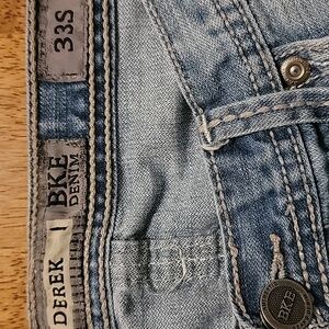BKE Buckle Mens Light Wash Distressed Derek Straight Leg Jeans‎ 33 X 29